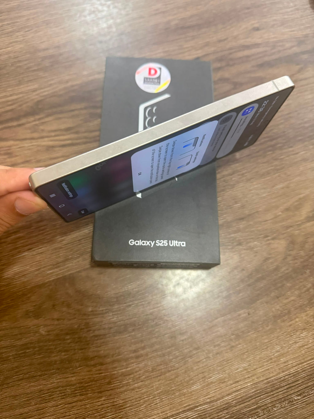 Samsung Galaxy S25 Ultra - Natural Titanium 256GB