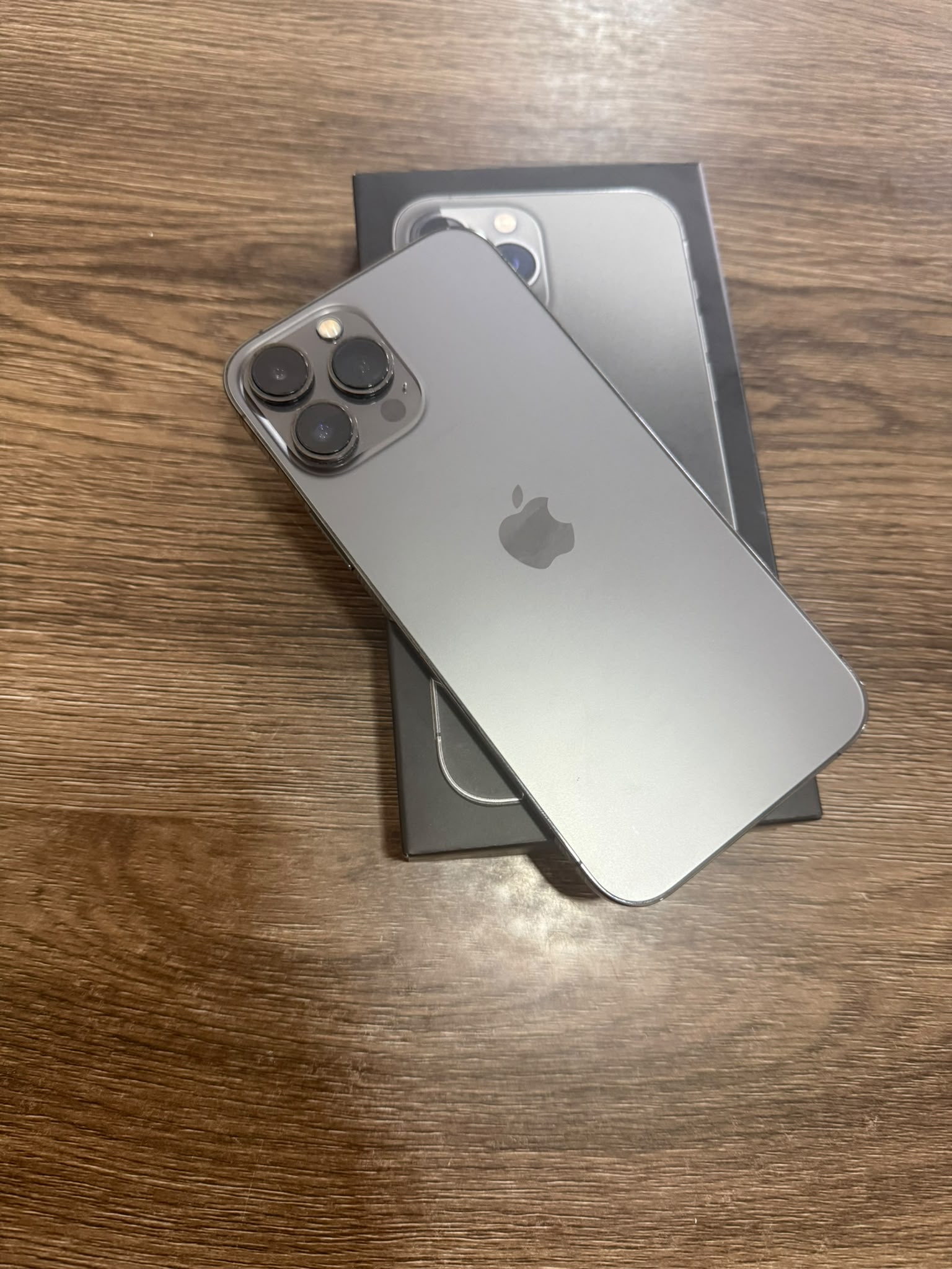 iPhone 13 Pro Max - 128GB - أسود